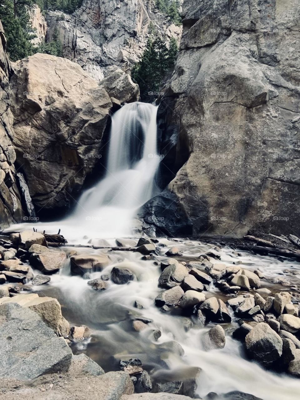 Pretty long exposure picture of a waterfall in Colorado USA 