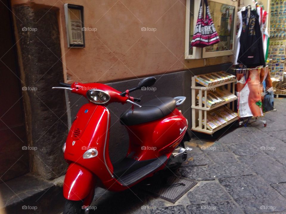 Red vespa