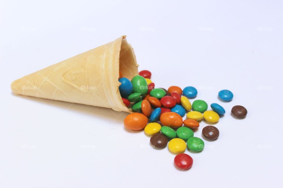 waffle cone with colored dragee