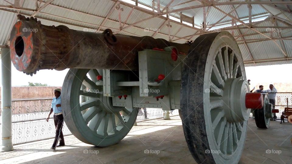 Worlds biggest cannon