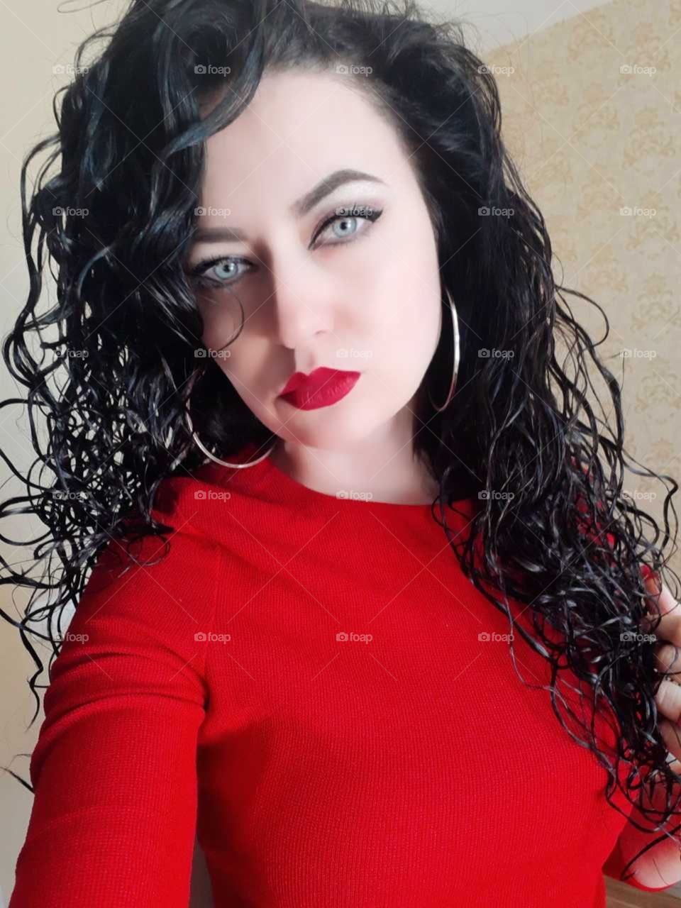 #today#beautiful#day#red#my#color#like#it#very#much#eyes#dont#lies#greyeyes#red#lips#