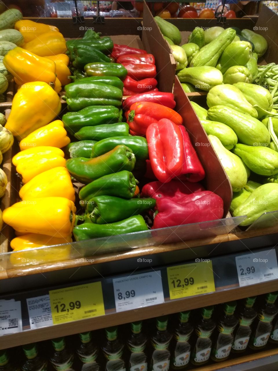 multiple color vegetables