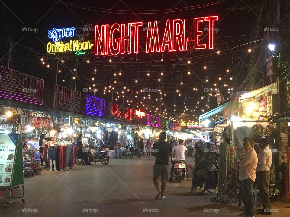 Night market, night life 