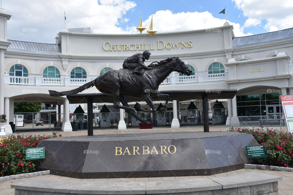 Churchill Downs Tour