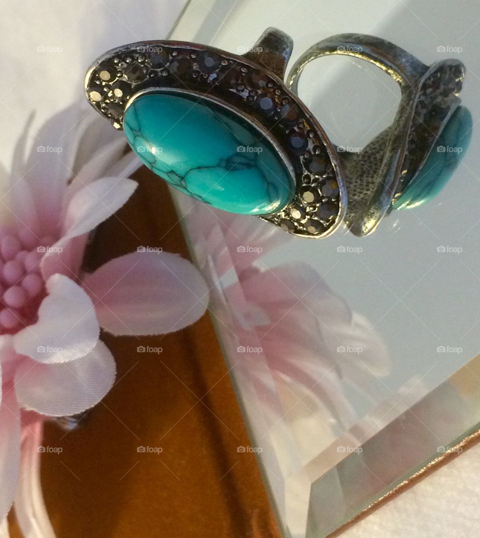 Turquoise stone ring