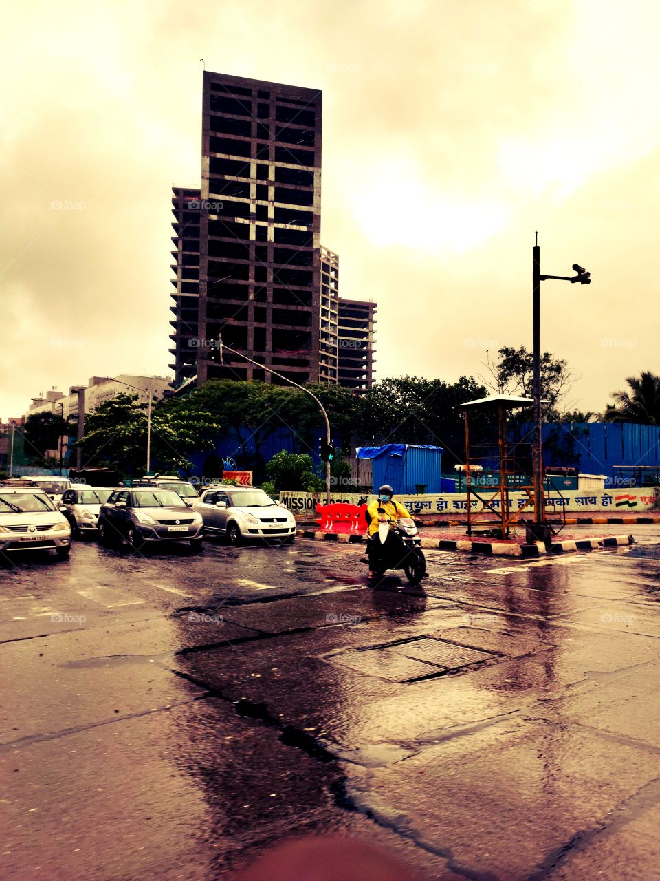 Cityscape Mode
📷👁️📷👁️

Cloudy Weather🌨️🌩️🌦️⛱️
Awesome Flora
Traffic on Road
Multistory building 🏢🏢