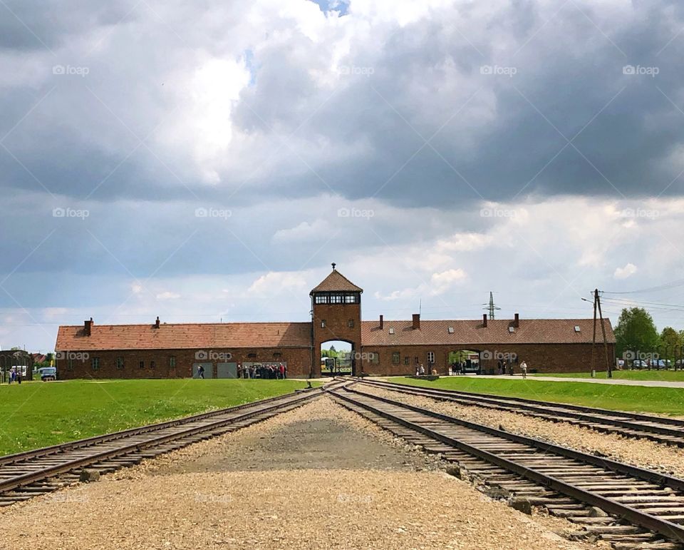 Auschwitz Birkenau entrance 