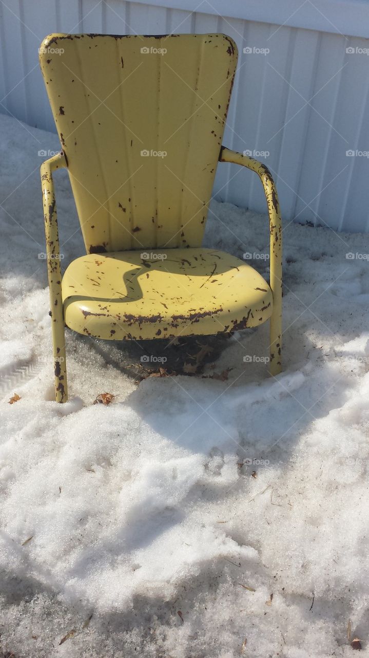 Outdoor yellow chair