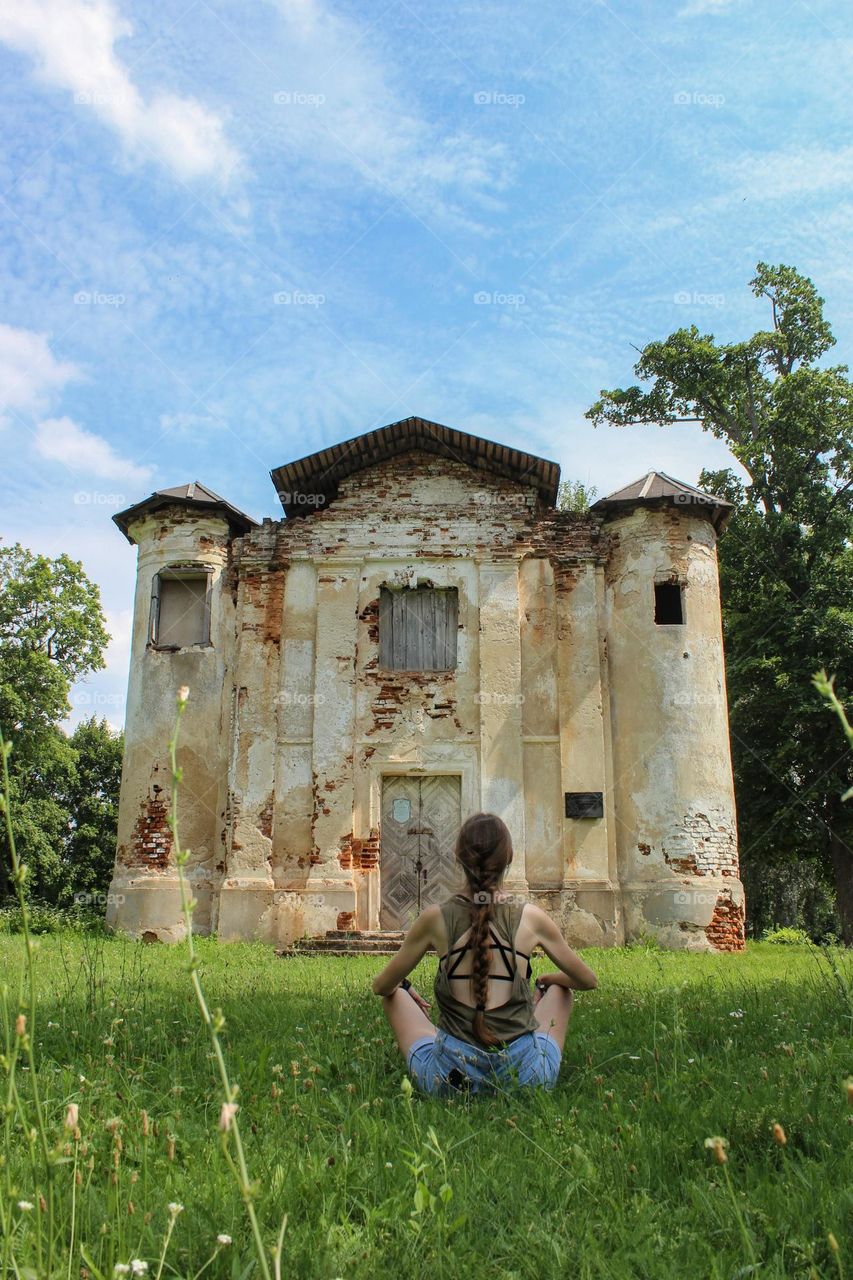 reflections before an abandoned old Calvinist gathering