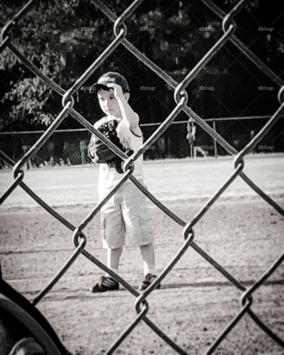 Kids playing baseball 