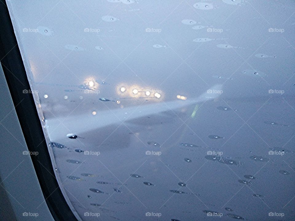 Rainy Airplane
