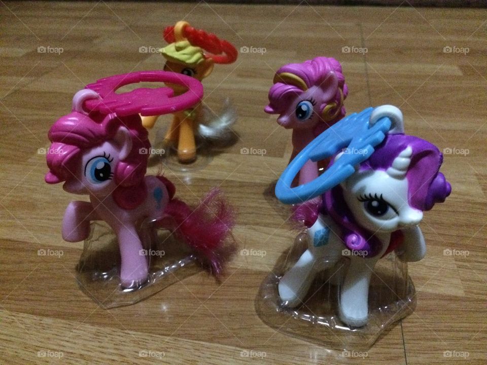 Little Ponys
