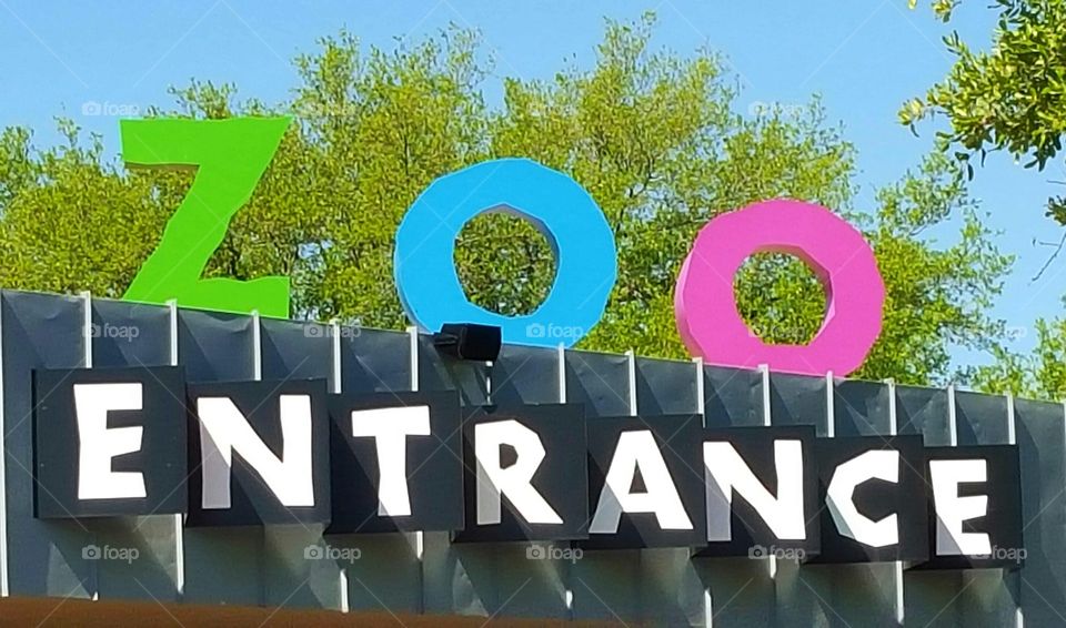zoo entrance