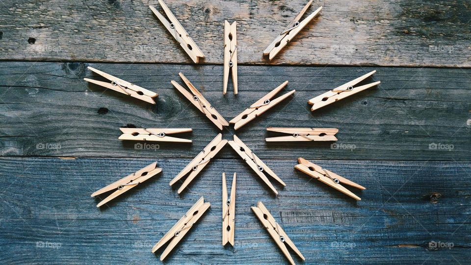 Pattern of wooden clothespins