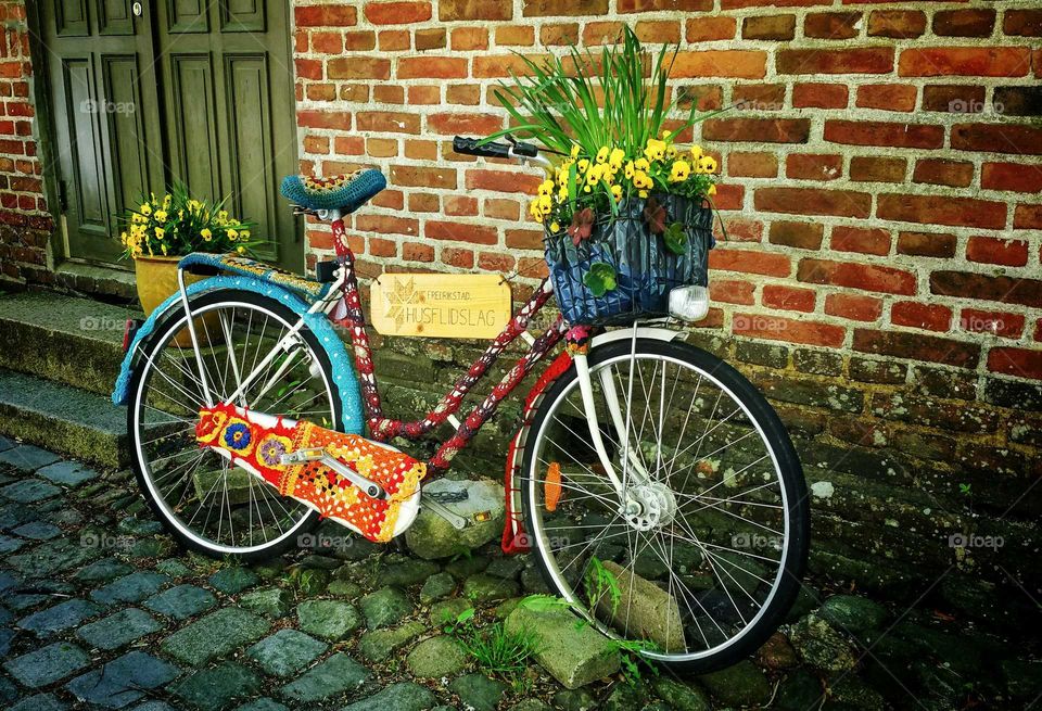 An embroidery with wheels