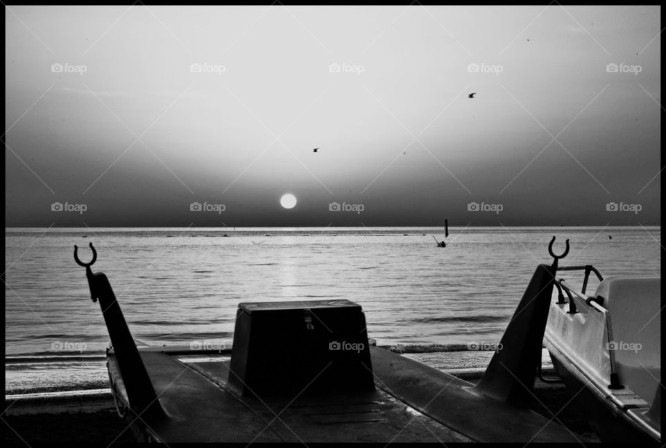 Sunrise, sea, sun, horizon, beach, people, walking, outdoor, black and