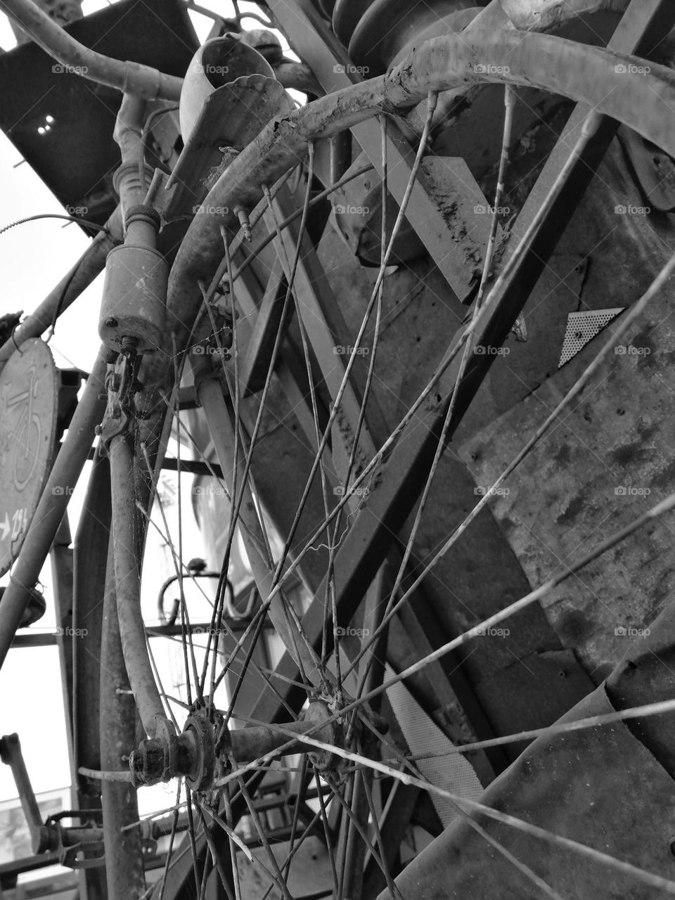 Old rusty bike (black and white)