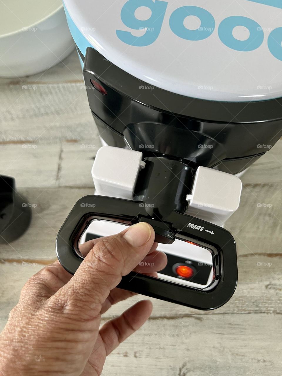 Selected Brands. Waffle maker 