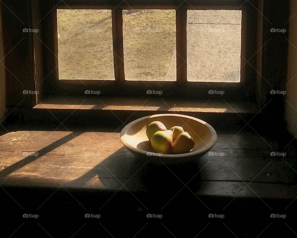Bowl of Pears on Table