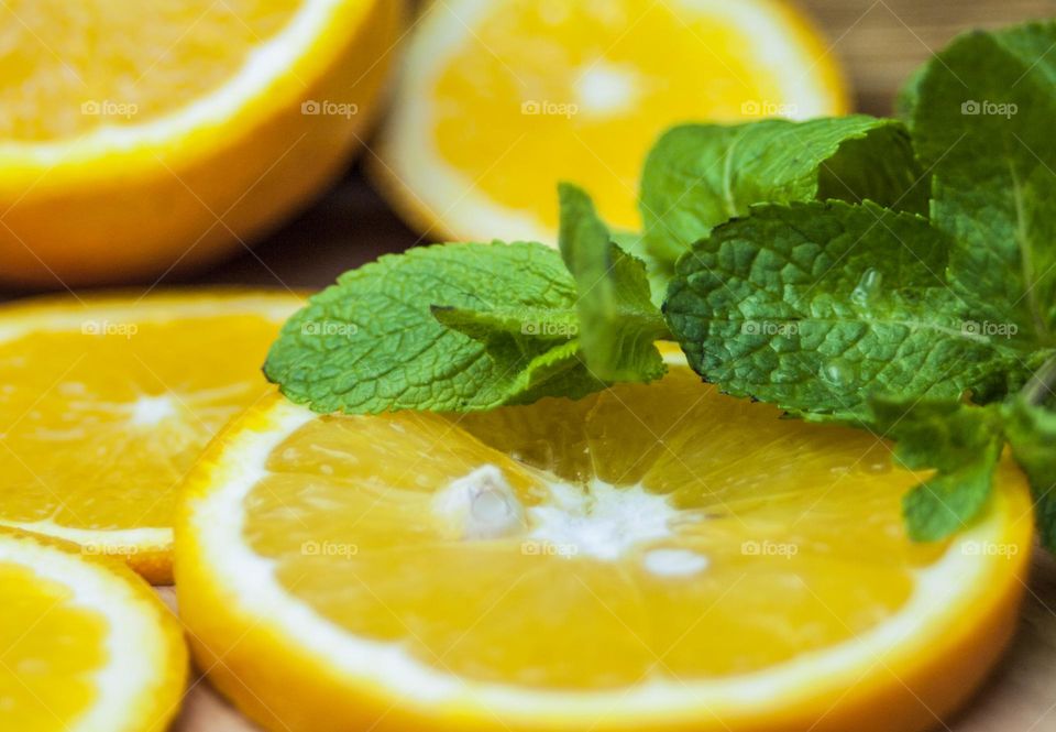 citrus with mint