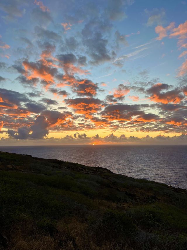 Beautiful sunrise over the Pacific Ocean from the Makapuu Point Lighthouse Trail in Waimanalo Hawaii 