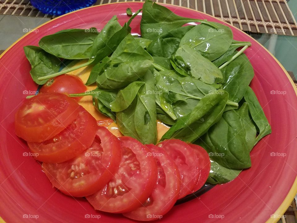 spinach and tomato