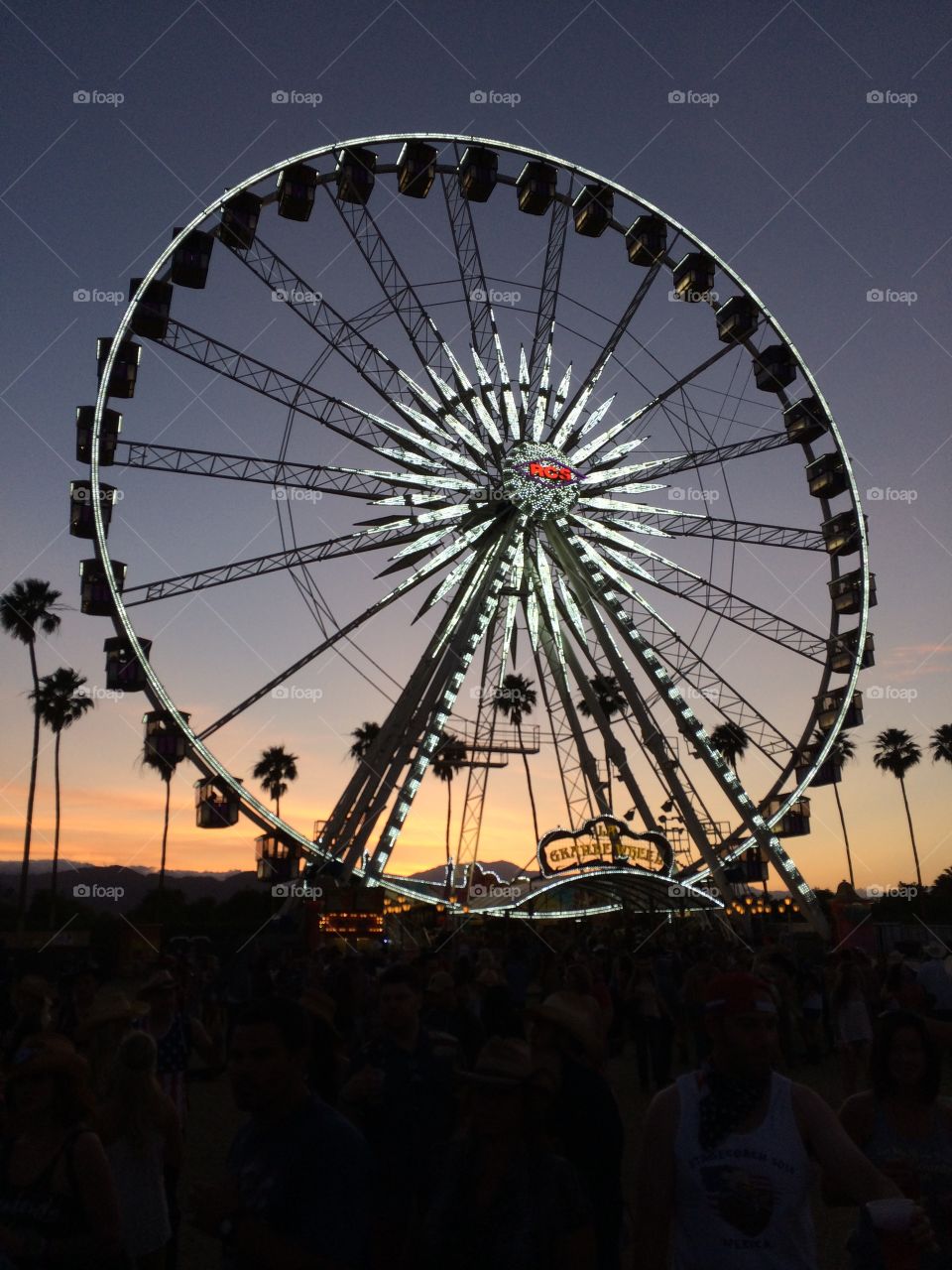 Ferris wheel at Stagecoach sunset 