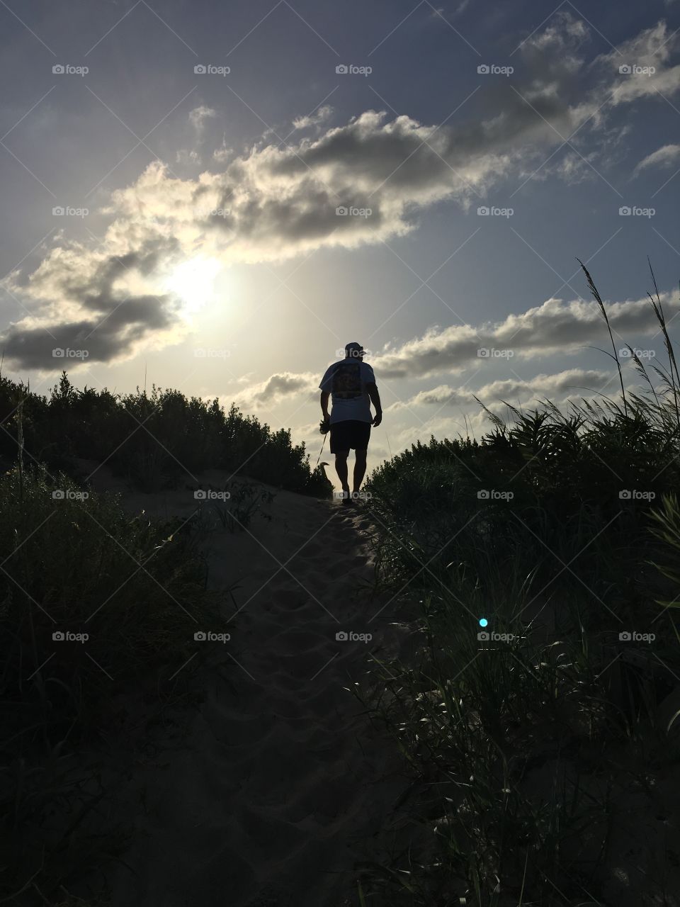Sunrise walk over the dunes 