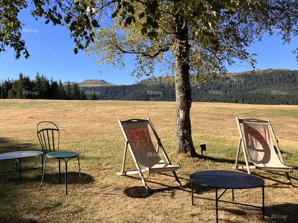 Cool place to chill with view on old mountains