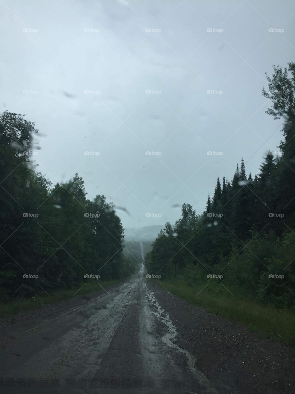 Québec rain day and sadness 