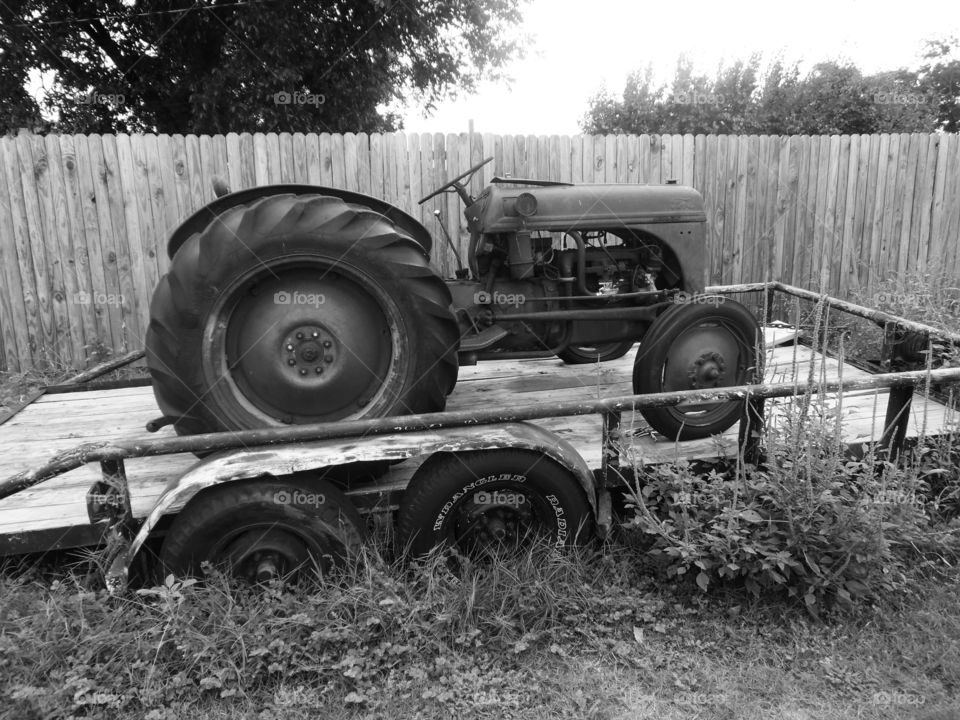 old ford tractor 🚜. This is a picture of a really old 👵 ford tractor 🚜 that I saw while out riding my bike 🚲 this morning