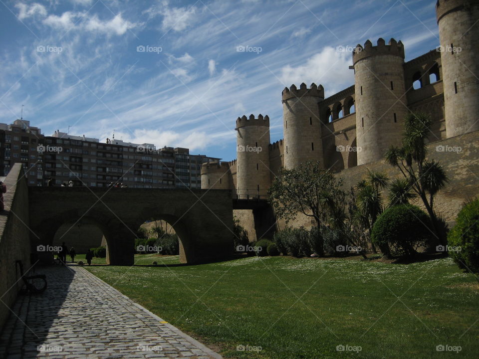 zaragoza castle