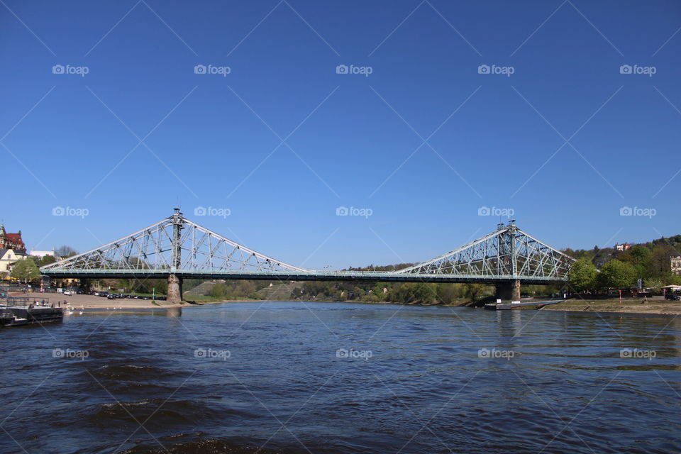 Blaues Wunder in Dresden 