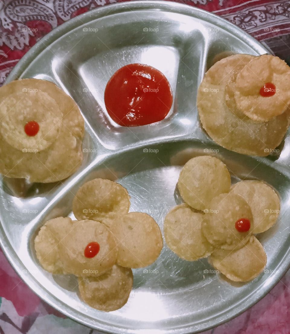 This tasty, yummy, spicy Puri and tomato sauce likes everyone when they hungry 😋☺️. This dish is we can eat anytime when we want 🙂