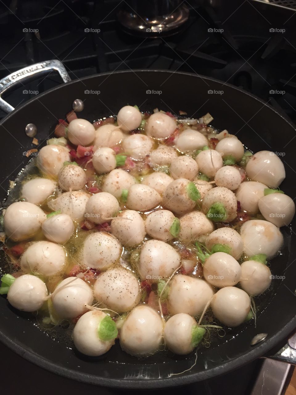 Braised turnips with bacon