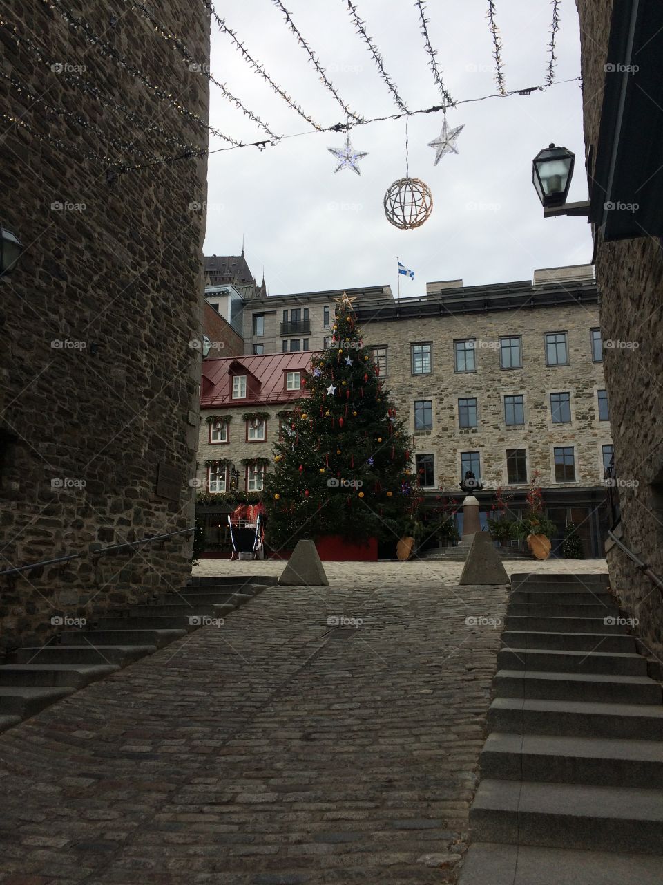 Christmas tree in the town square in Old Town Quebec 