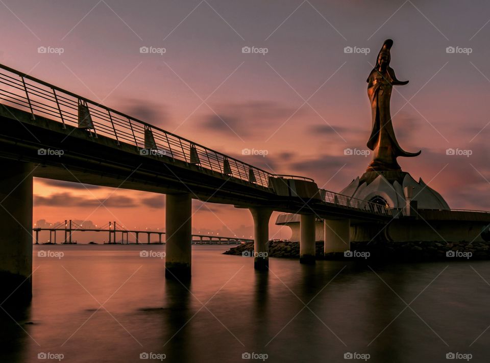 The statue of Kun Iam at Dawn.. Macau statue of Kun Iam 