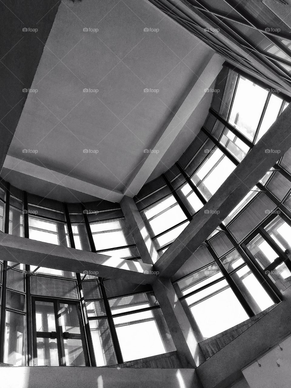 Black and white architecture 