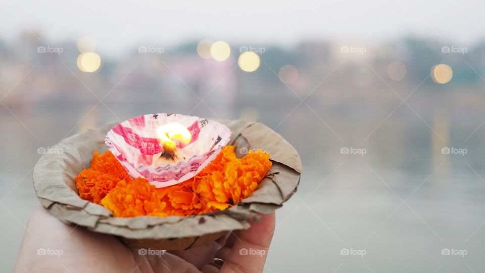 Float flower