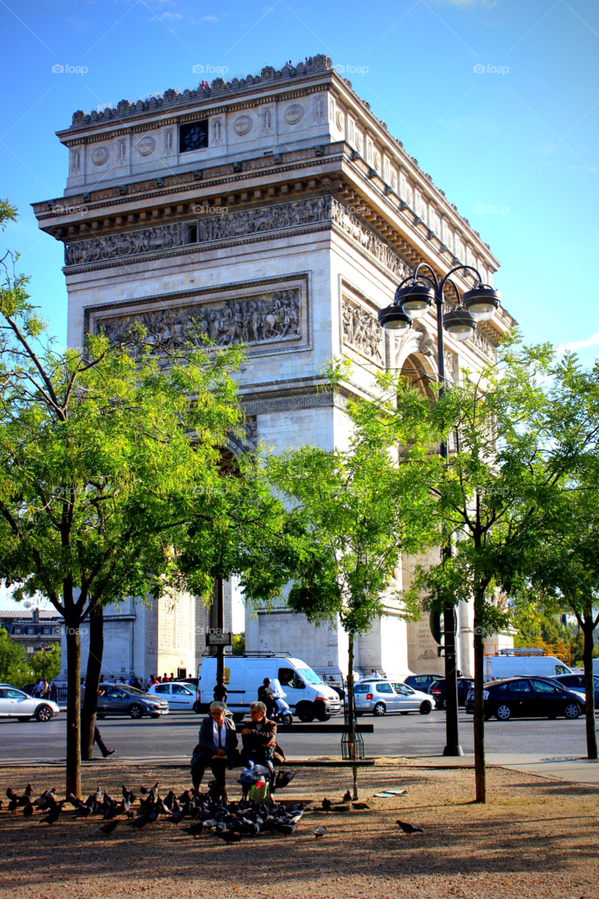 paris trees lamp couple by stevehardley7