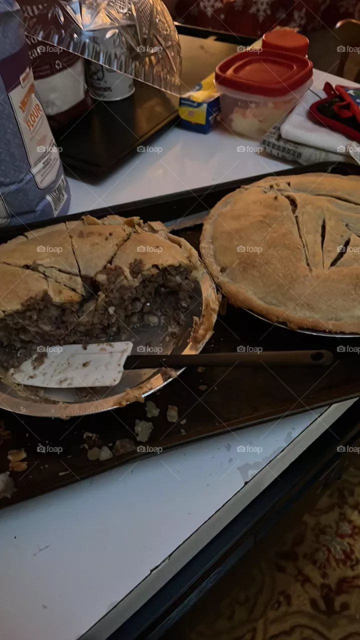 Meat pie