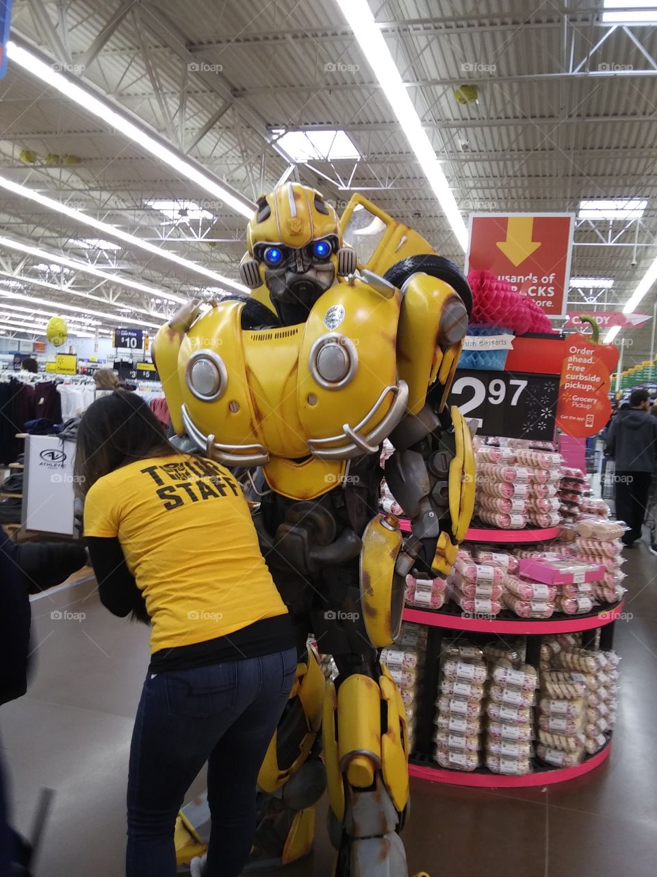 Wal-Mart helper helps bumble bee