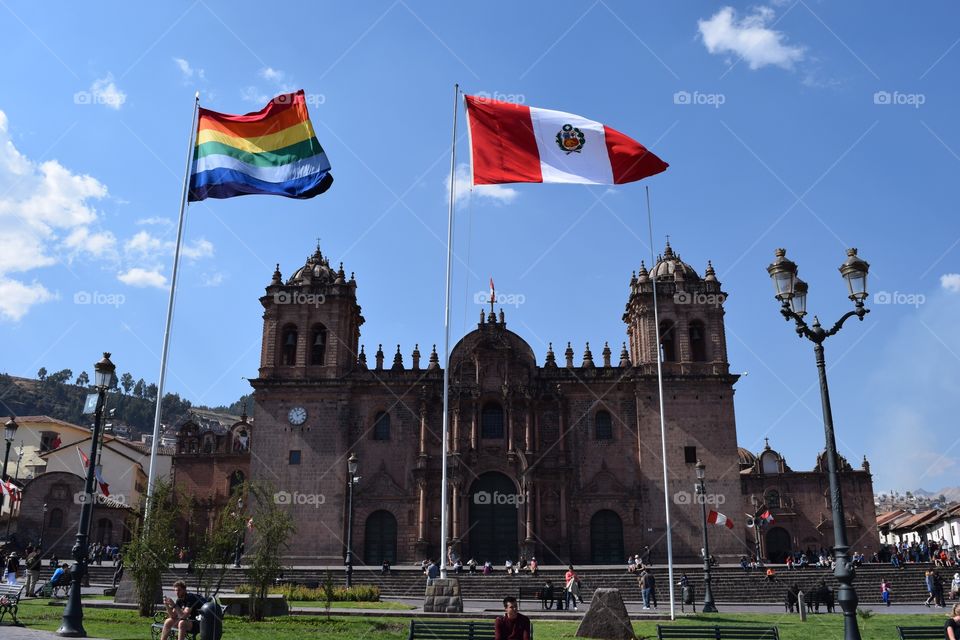 Plaza de Armas, Cusco, Pero