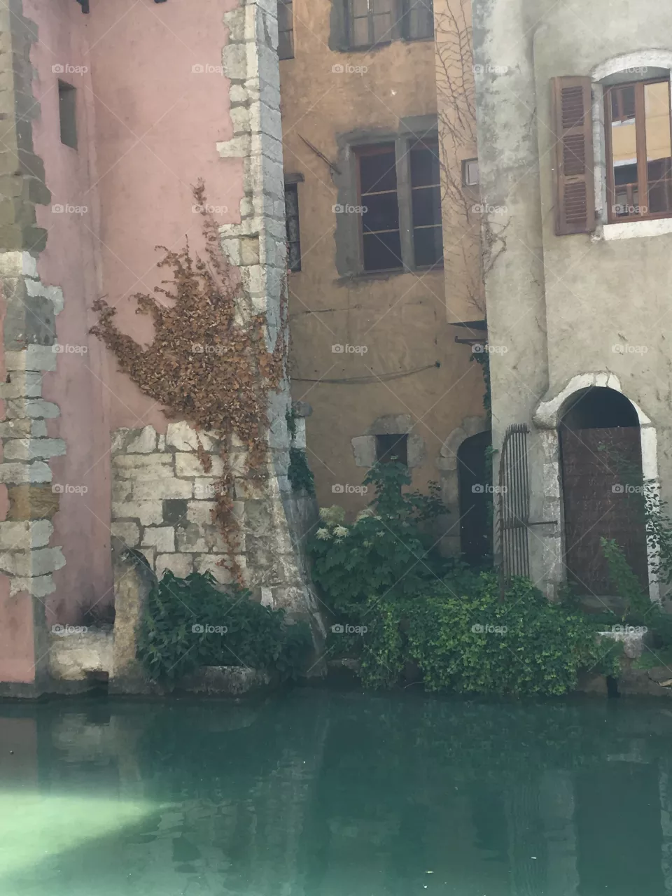 Canal Nook