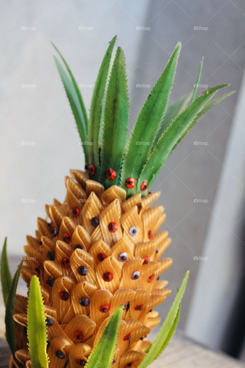 Beautiful Handcrafted Pineapple !!! 