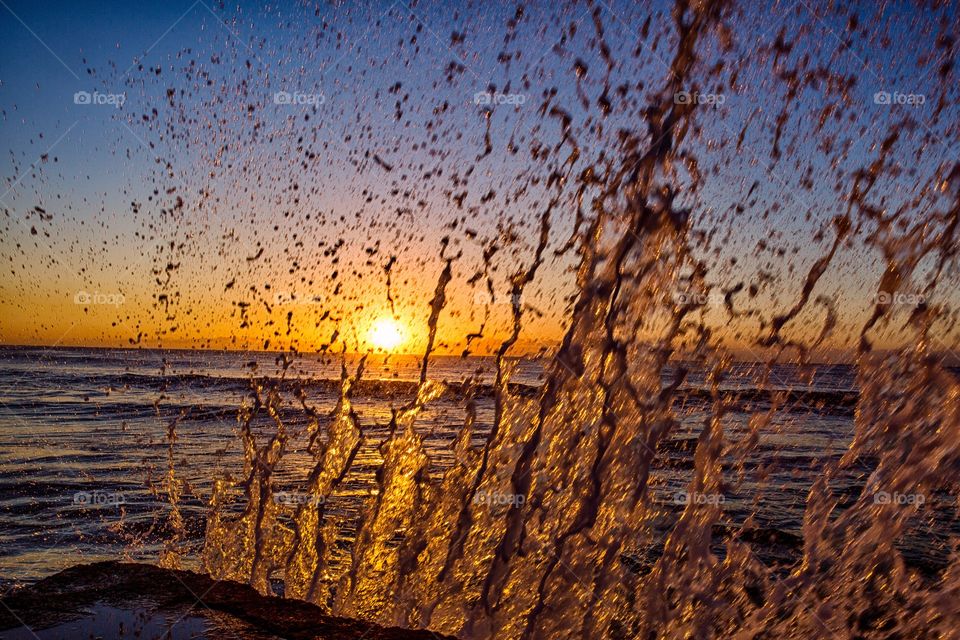 Sunrise splash