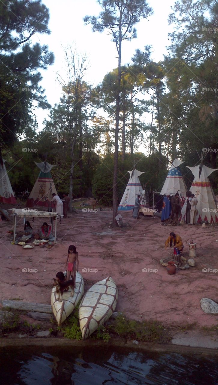 Indian Village - Frontierland - Magic Kingdom