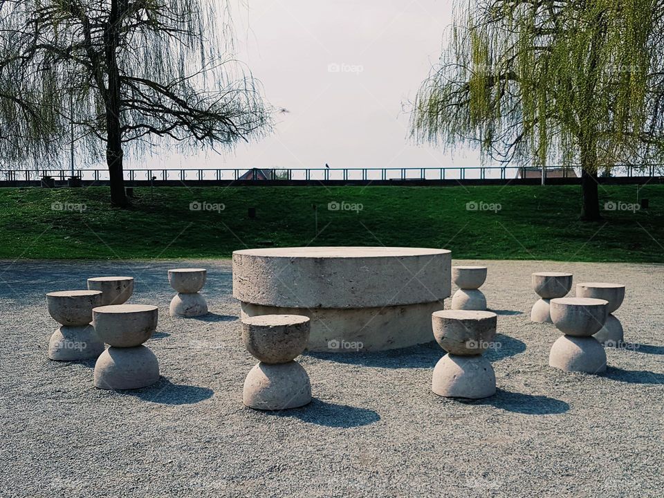 the table of silence, the work of Constantin Brancusi