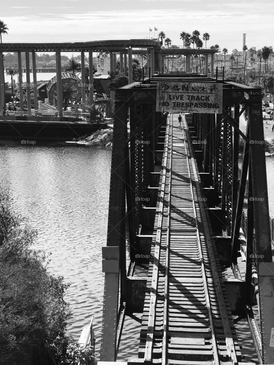 Old Bridge in Santa Cruz 