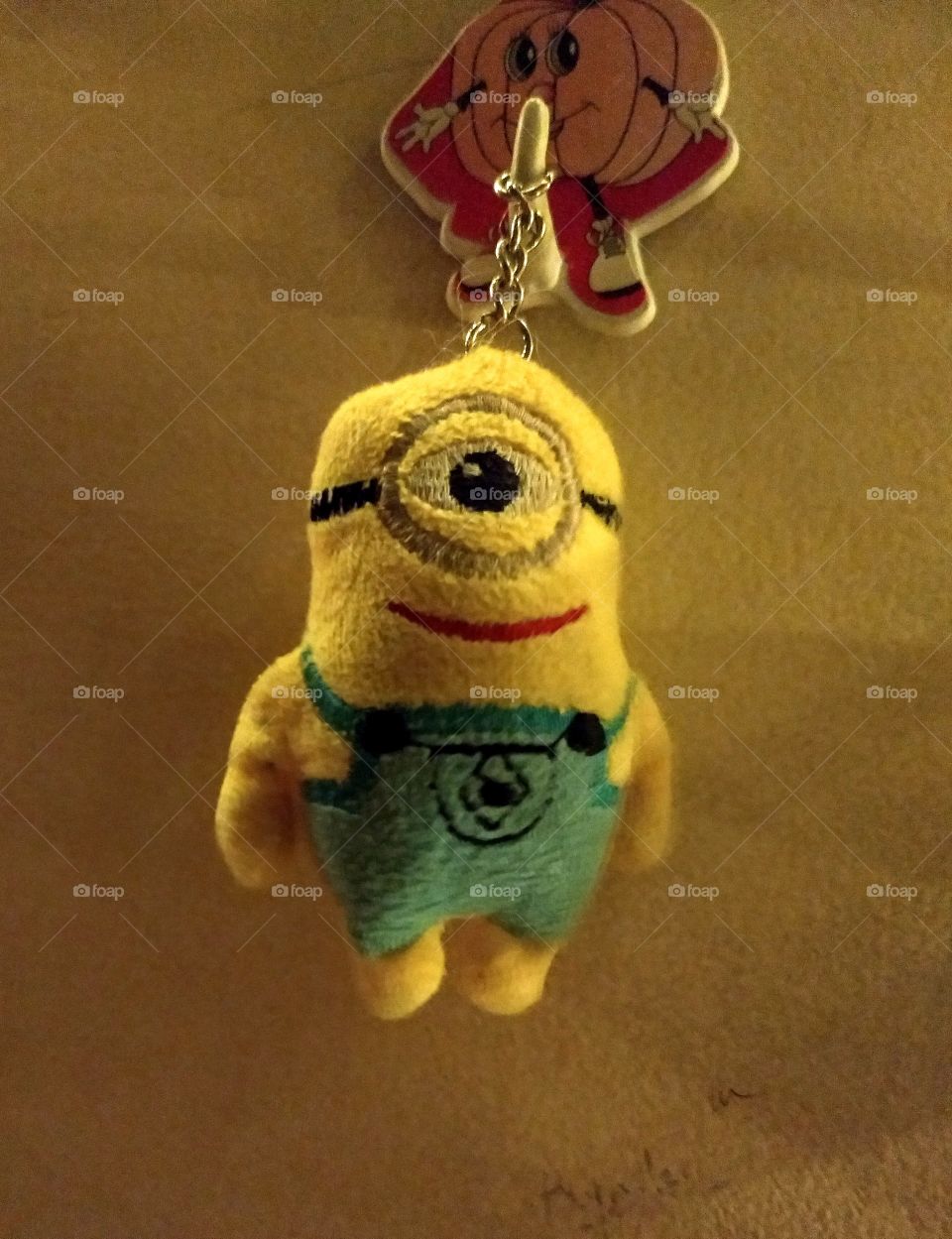 here is the cute minion keychain🤩
